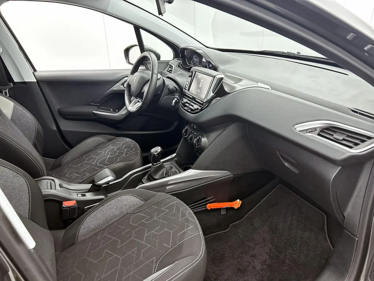 SUV Blue Lion 110pk | Lage kilometerstand! | 1e Eigenaar | Navigatie | Panoramadak | Airco | Cruise Control | Parkeersensoren | DAB+ radio | Bluetooth | Elektrisch inklapbare spiegels | Mult