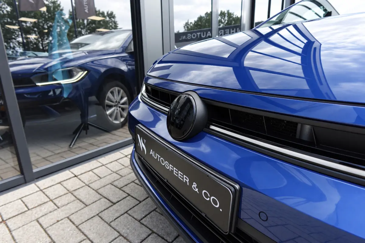 1.0 TSI R-Line Business KEYLESS CARPLAY CAM