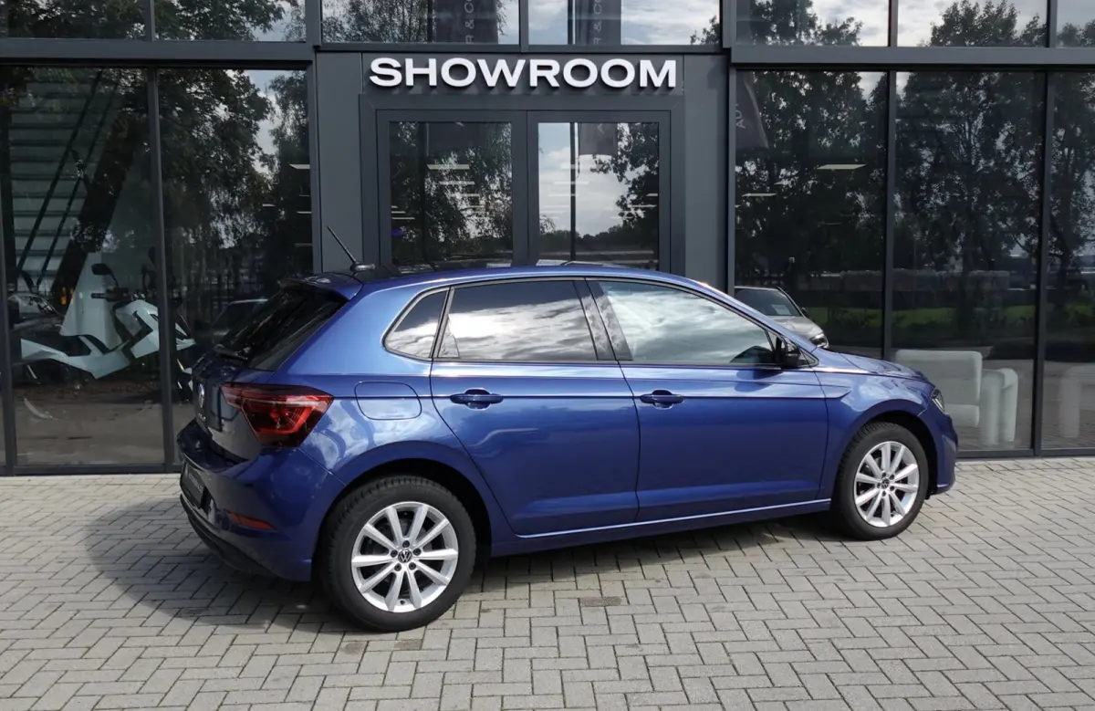 1.0 TSI R-Line Business KEYLESS CARPLAY CAM