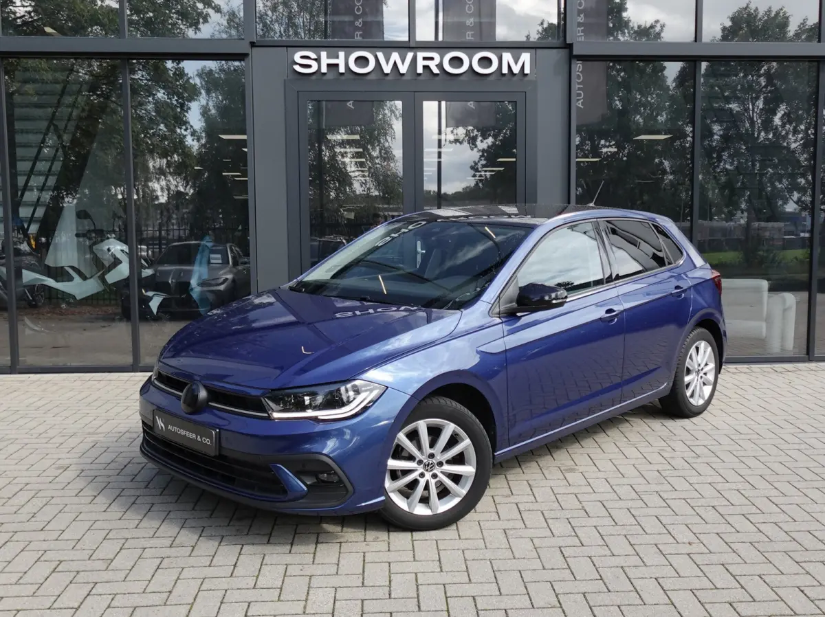 1.0 TSI R-Line Business KEYLESS CARPLAY CAM