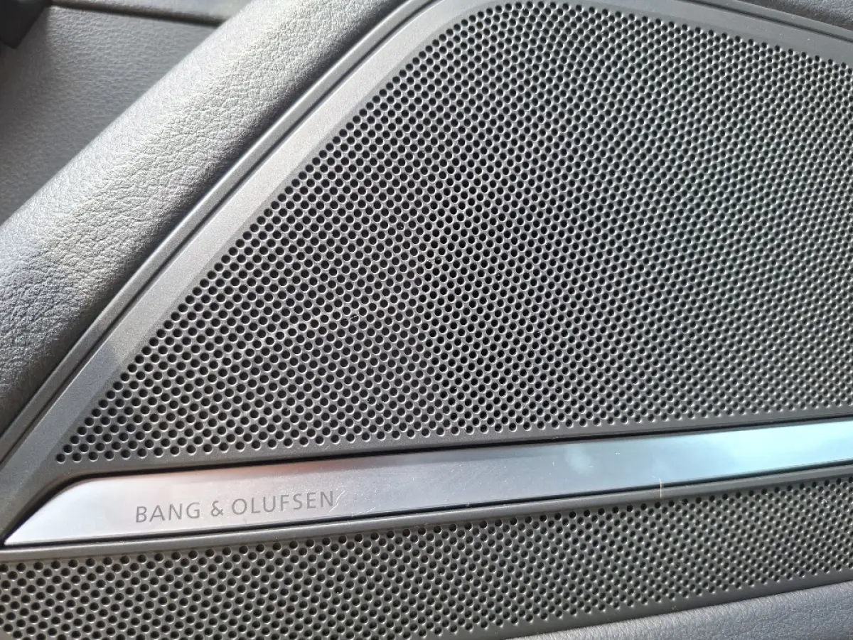 50 TFSI e Quattro S-Line edition * Panoramadak * B&O * Navigatiesysteem* Stoel/stuurverwarming *