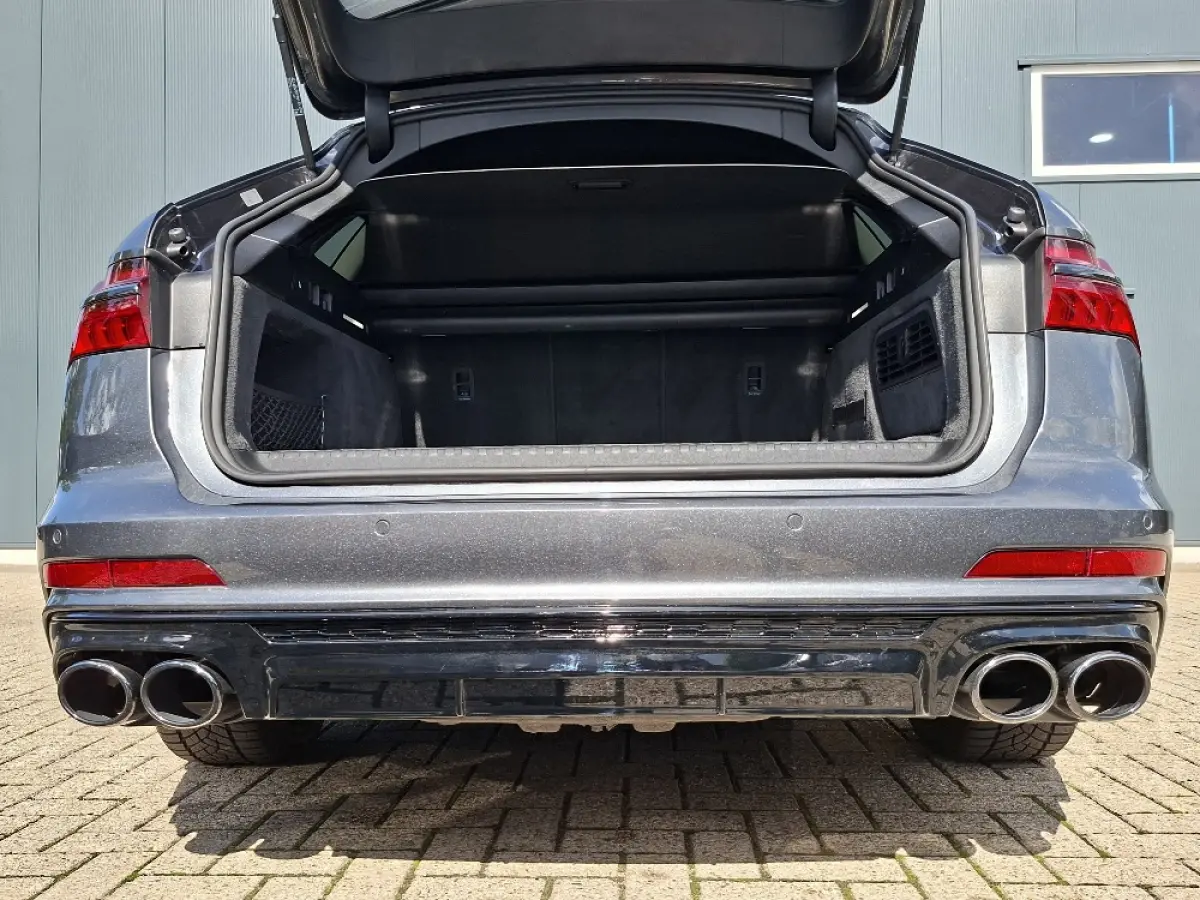 50 TFSI e Quattro S-Line edition * Panoramadak * B&O * Navigatiesysteem* Stoel/stuurverwarming *