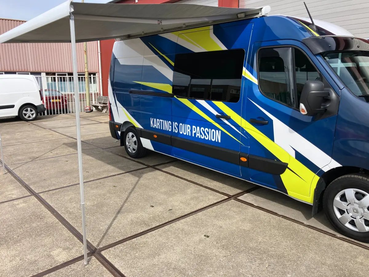 T35 2.3 dCi 135 L3H2 Work Edition Geschikt voor de Kart sport / race sport