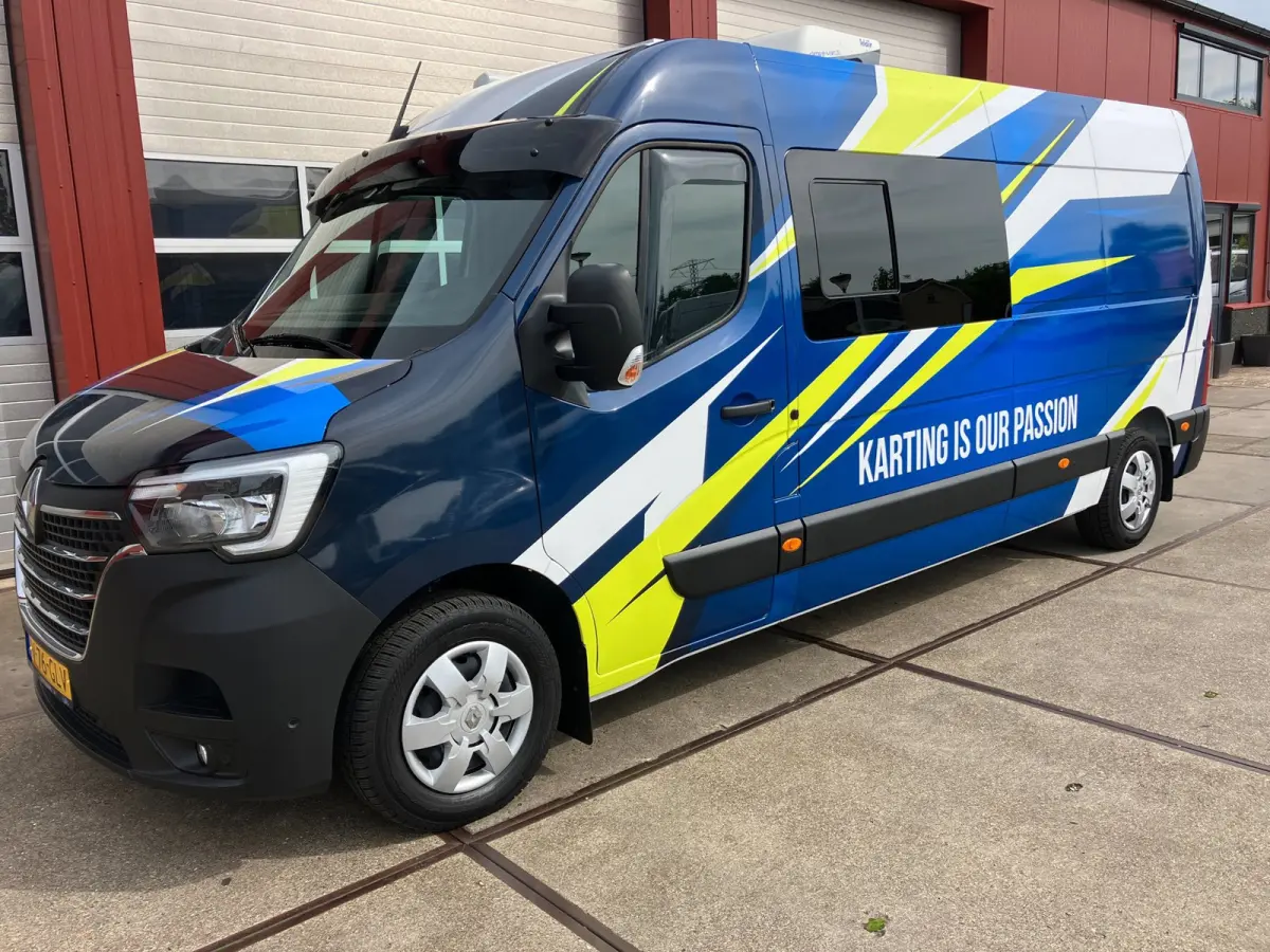 T35 2.3 dCi 135 L3H2 Work Edition Geschikt voor de Kart sport / race sport