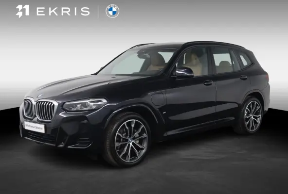 xDrive30e | SOH 95% | M Sportpakket | Trekhaak | Parking Assistant | Sportstoelen