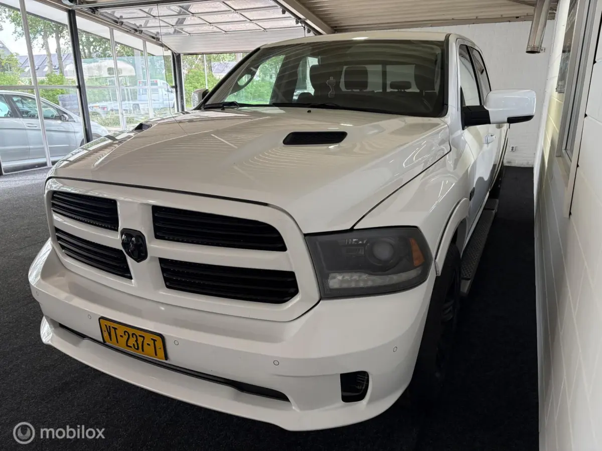 1500 5.7 V8 Quad Cab 6'4