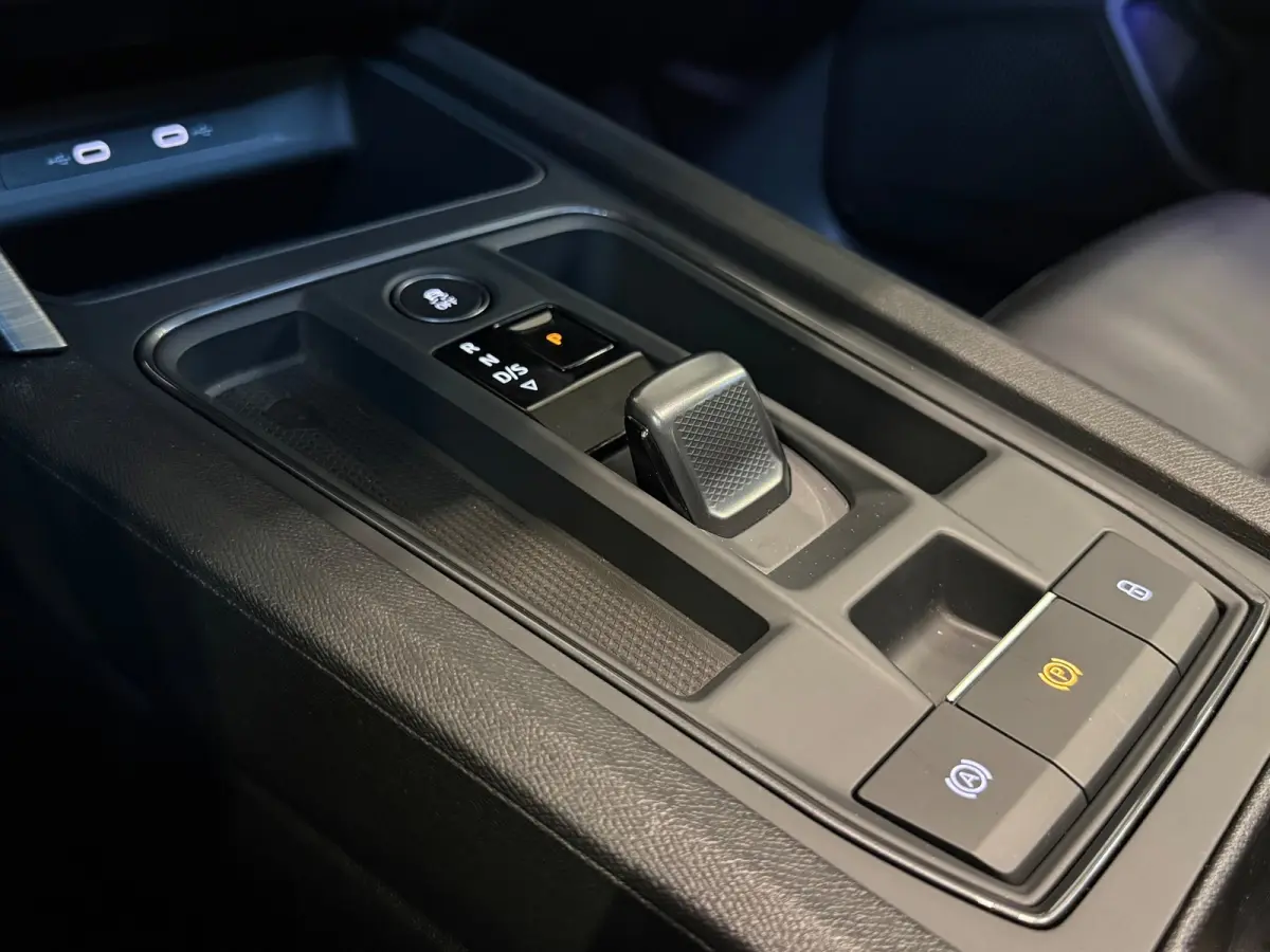 1.4 e-Hybrid VZ Performance Pano 360 Leder Keyless Sfeer
