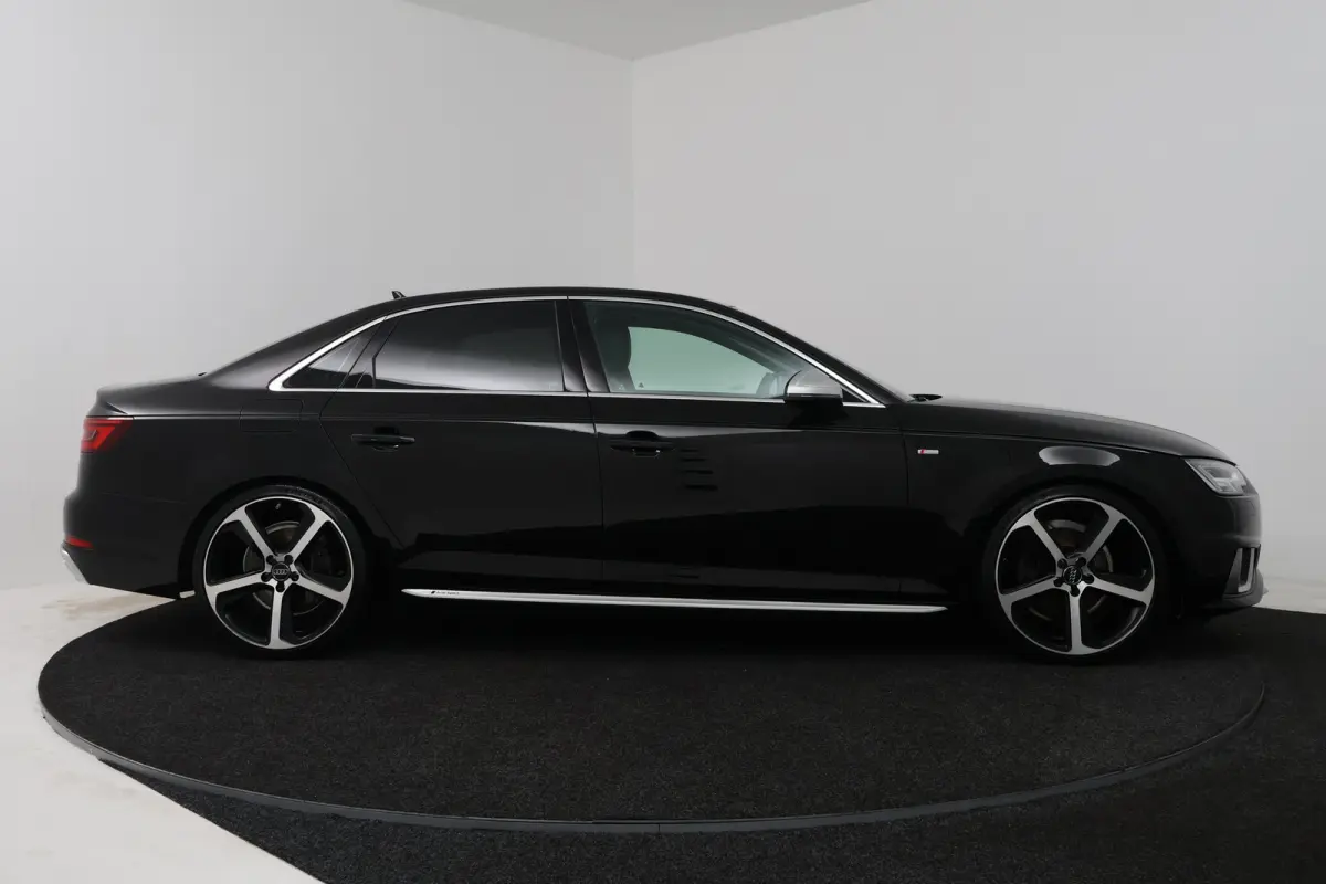 35 TFSI Sport S line black edition (DIGITALE COCKPIT, CAMERA, STOELVERWARMING/VERKOELING, ELEKTR STOELEN)