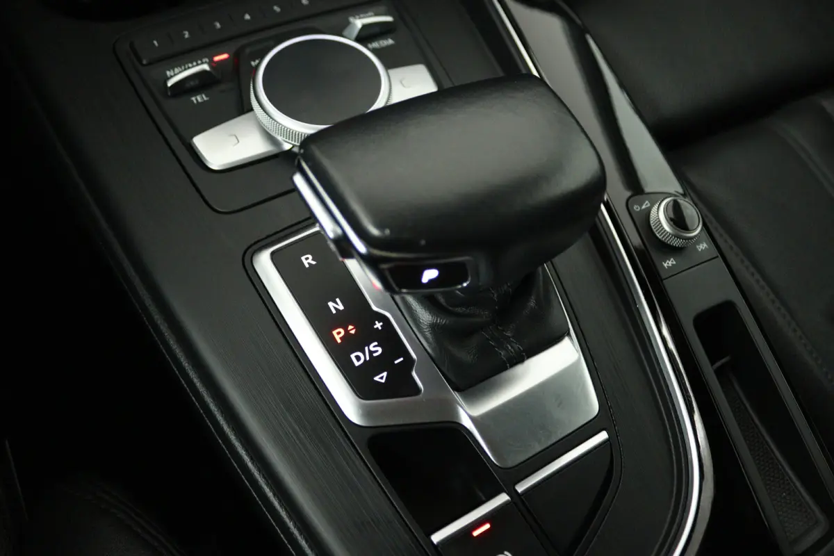 35 TFSI Sport S line black edition (DIGITALE COCKPIT, CAMERA, STOELVERWARMING/VERKOELING, ELEKTR STOELEN)