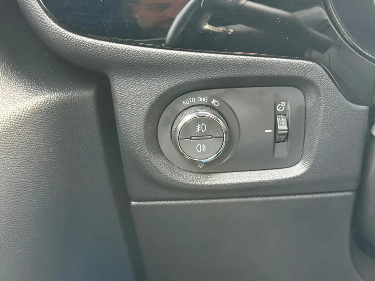 1.2 GS Line l Pano l Camera l Matrix LED l Lane Assist l Climate l 17inch l