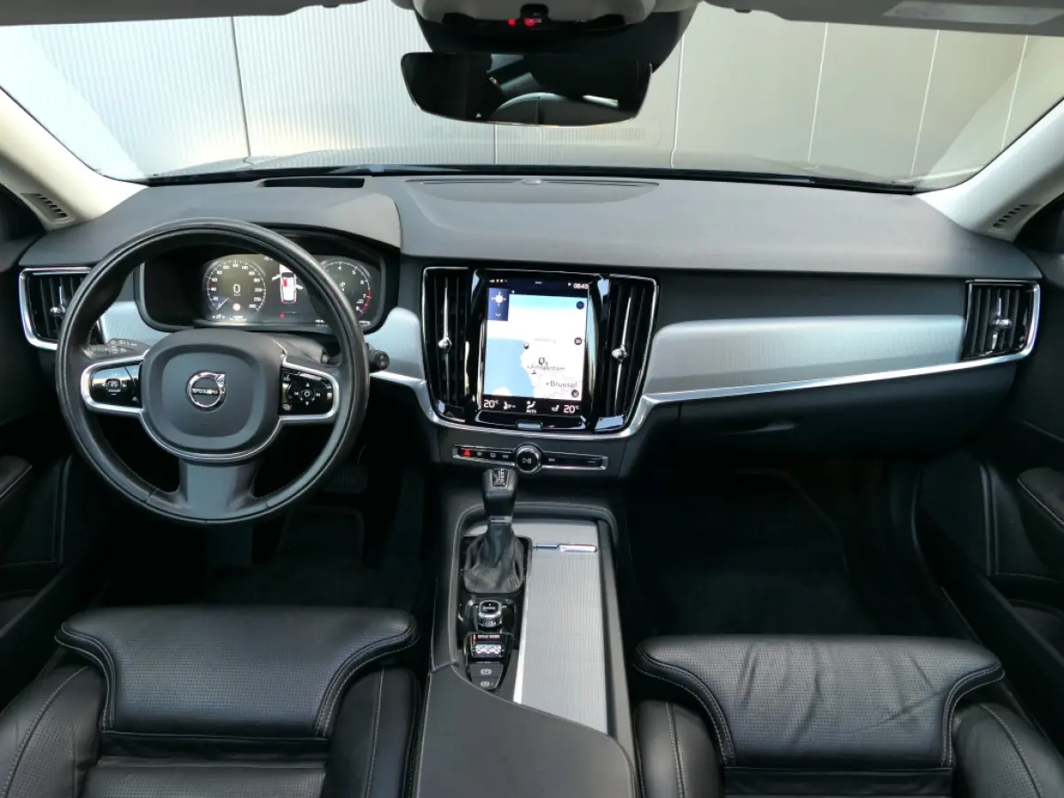2.0 T6 AWD Inscription Panoramadak / Trekhaak / Stoelmassage