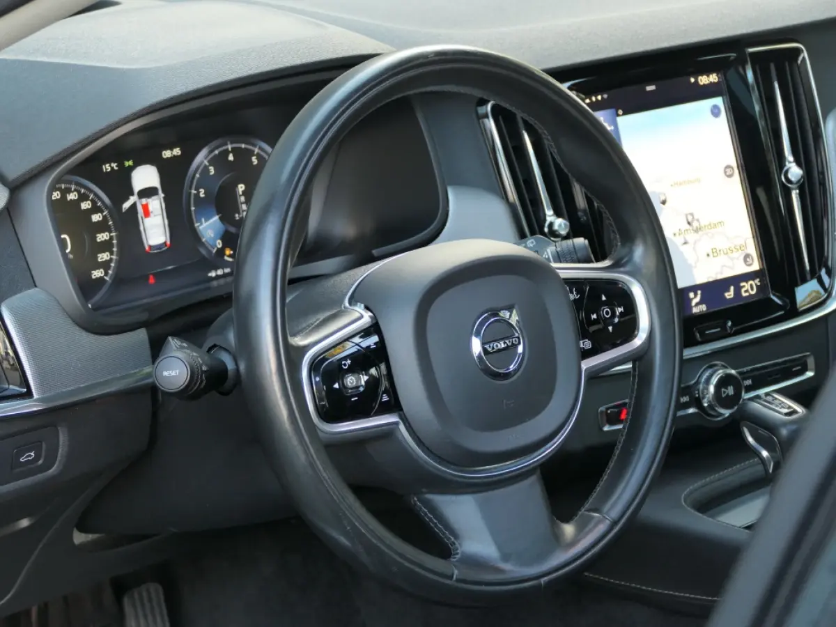 2.0 T6 AWD Inscription Panoramadak / Trekhaak / Stoelmassage