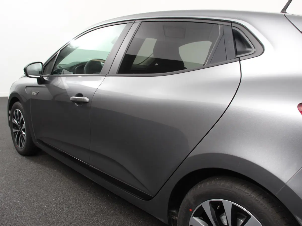 1.6 HEV Automaat Intense DEMO ! Apple Carplay/Android Auto Camera Climate Control Cruise Control Lichtmetalen velgen Digitale Cockpit
