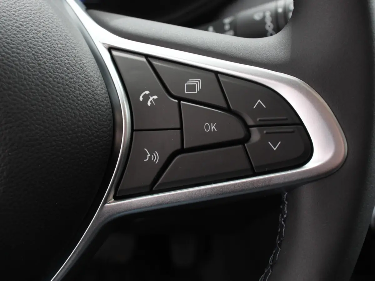 1.6 HEV Automaat Intense DEMO ! Apple Carplay/Android Auto Camera Climate Control Cruise Control Lichtmetalen velgen Digitale Cockpit