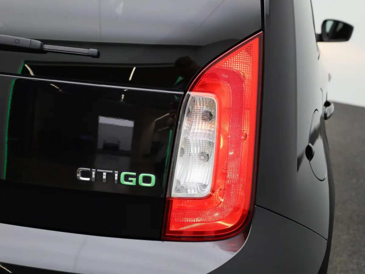 1.0 Greentech Fresh | Airconditioning | Cruise Control | Parkeersensoren | Lichtmetalen Velgen |