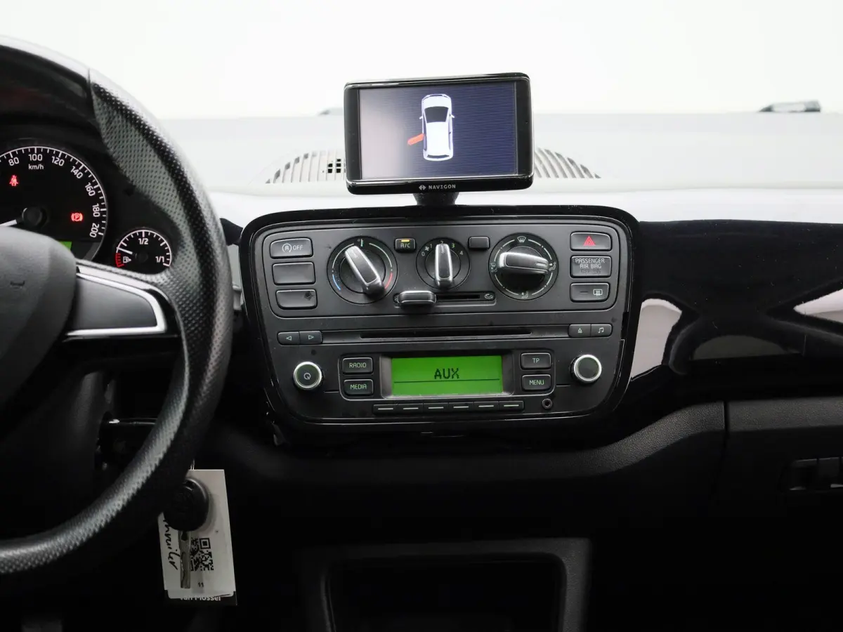 1.0 Greentech Fresh | Airconditioning | Cruise Control | Parkeersensoren | Lichtmetalen Velgen |