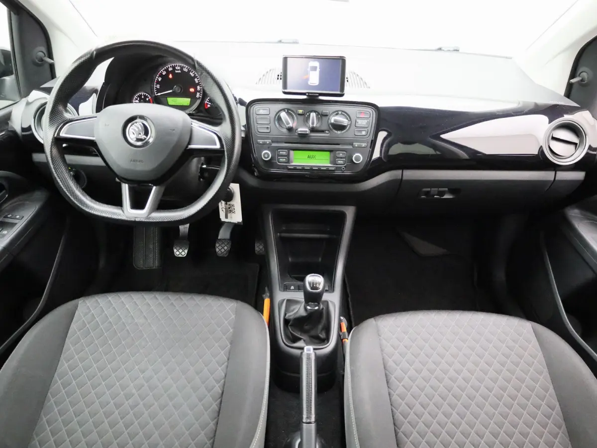 1.0 Greentech Fresh | Airconditioning | Cruise Control | Parkeersensoren | Lichtmetalen Velgen |