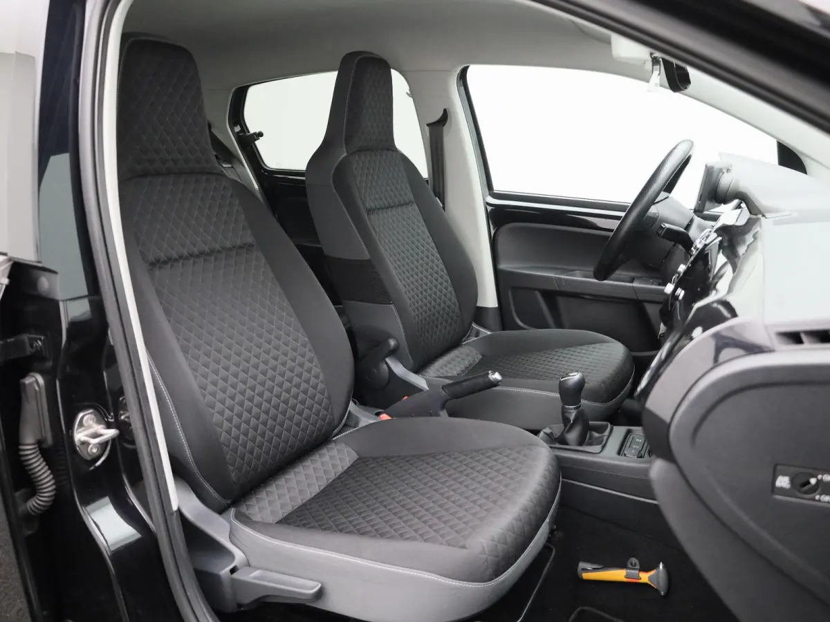 1.0 Greentech Fresh | Airconditioning | Cruise Control | Parkeersensoren | Lichtmetalen Velgen |