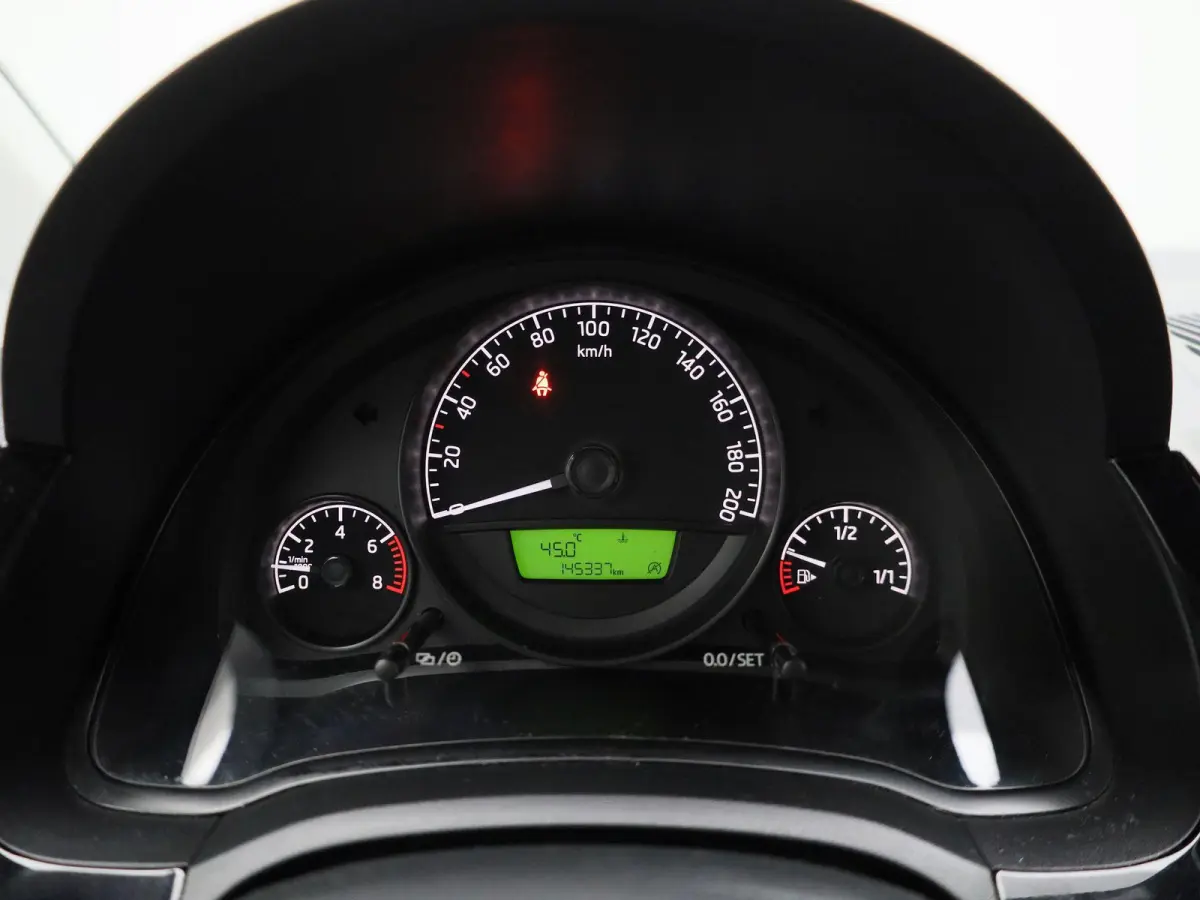 1.0 Greentech Fresh | Airconditioning | Cruise Control | Parkeersensoren | Lichtmetalen Velgen |