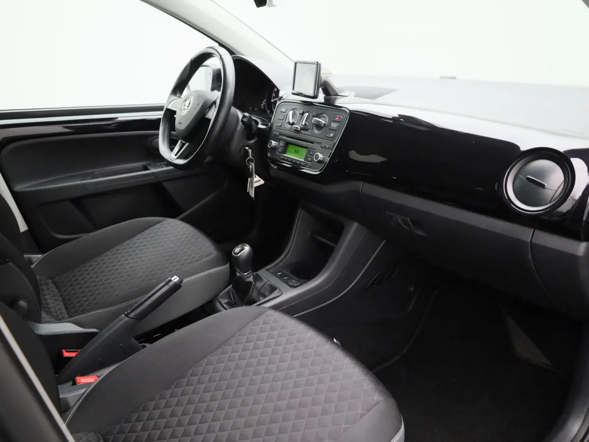 1.0 Greentech Fresh | Airconditioning | Cruise Control | Parkeersensoren | Lichtmetalen Velgen |