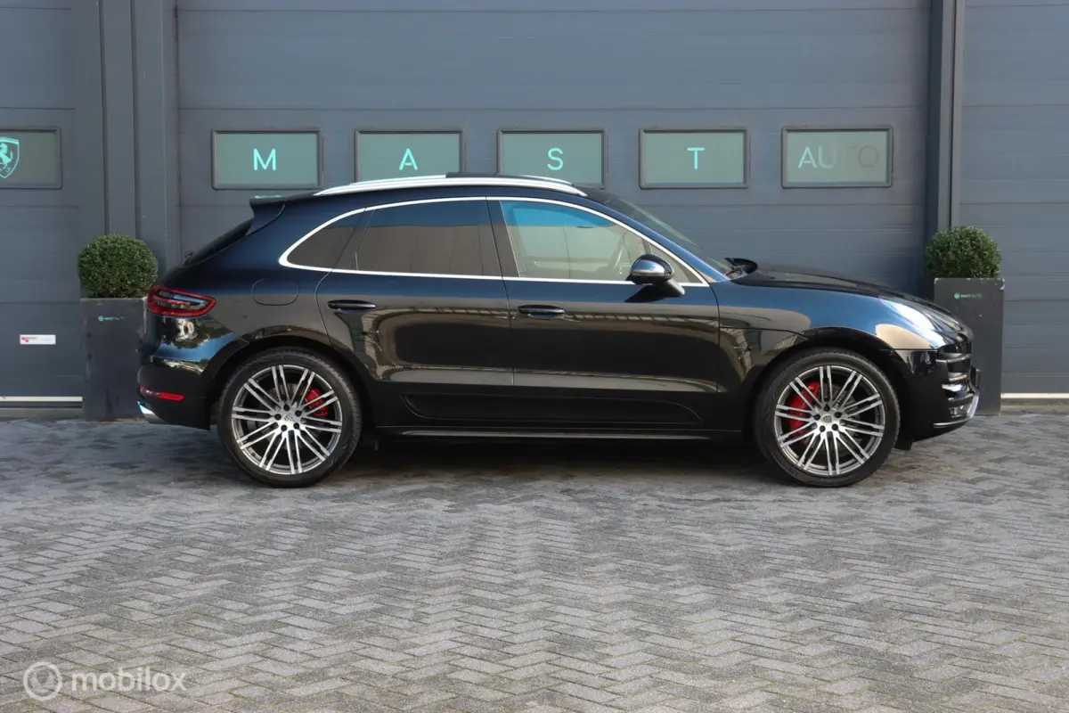 3.6 Turbo|PANO|LUCHTVERING|BOSE|18-wegs|ALCANTARA