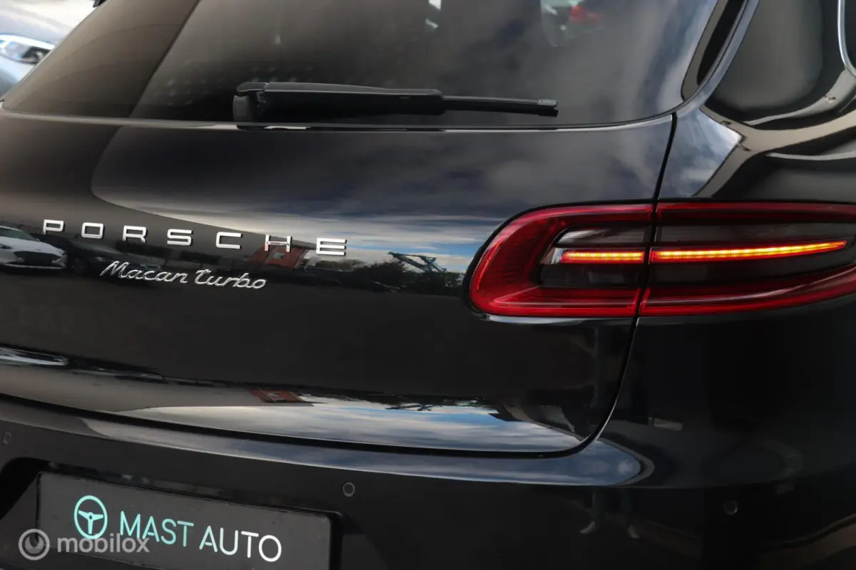 3.6 Turbo|PANO|LUCHTVERING|BOSE|18-wegs|ALCANTARA