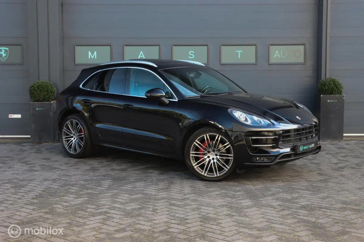 3.6 Turbo|PANO|LUCHTVERING|BOSE|18-wegs|ALCANTARA