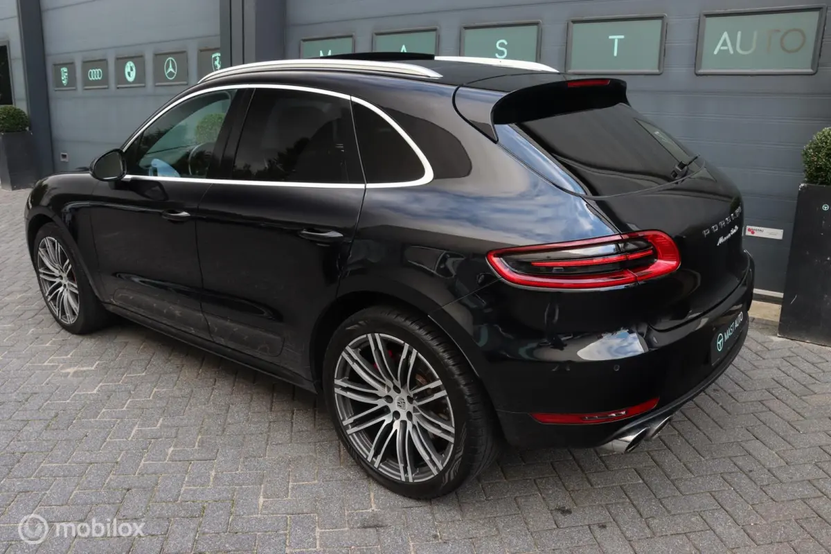 3.6 Turbo|PANO|LUCHTVERING|BOSE|18-wegs|ALCANTARA