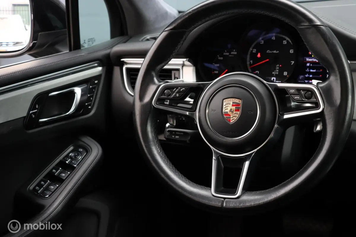 3.6 Turbo|PANO|LUCHTVERING|BOSE|18-wegs|ALCANTARA