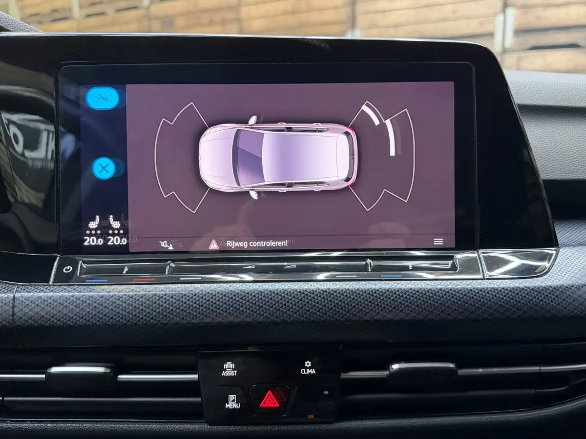 1.5 eTSI Style, 17" LM, Adaptive cruise, Virtual Cockpit, Automaat, Nav
