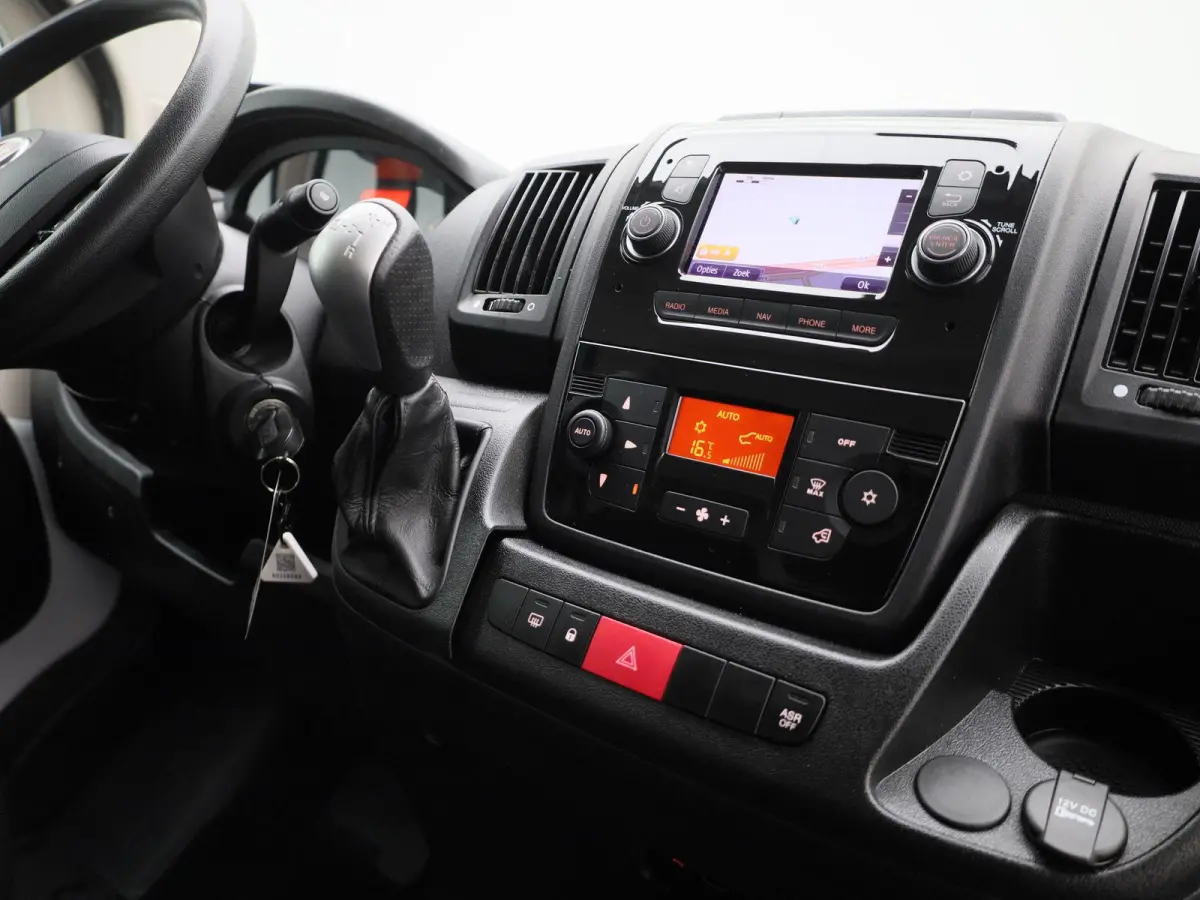 E-Ducato 3.5T L3H2 79 kWh | Navigatie | Climate Control | Parkeersensoren | Camera | Zijschuifdeur |