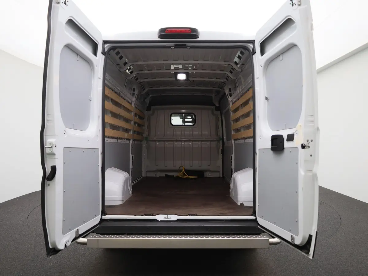 E-Ducato 3.5T L3H2 79 kWh | Navigatie | Climate Control | Parkeersensoren | Camera | Zijschuifdeur |