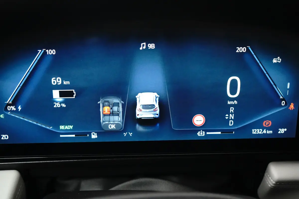 Premium 44 kWh | Panoramdak | Leder | Adaptieve cruise | Dodehoek detectie | Apple carplay / andriod auto