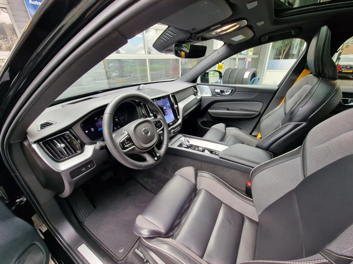 2.0 T8 Plug-in-hybrid AWD Polestar Engineered|Bowers&Wilkins|Trekhaak|Pano|456PK|22-inch|Headup|360'camera|