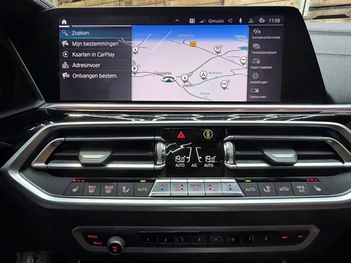XDrive45e High Executive, Pano, 20"LM, Adptieve Cruise, HuD, Harman Kardon, Luchtvering, Stoel-Stuur en Achterbank verw.