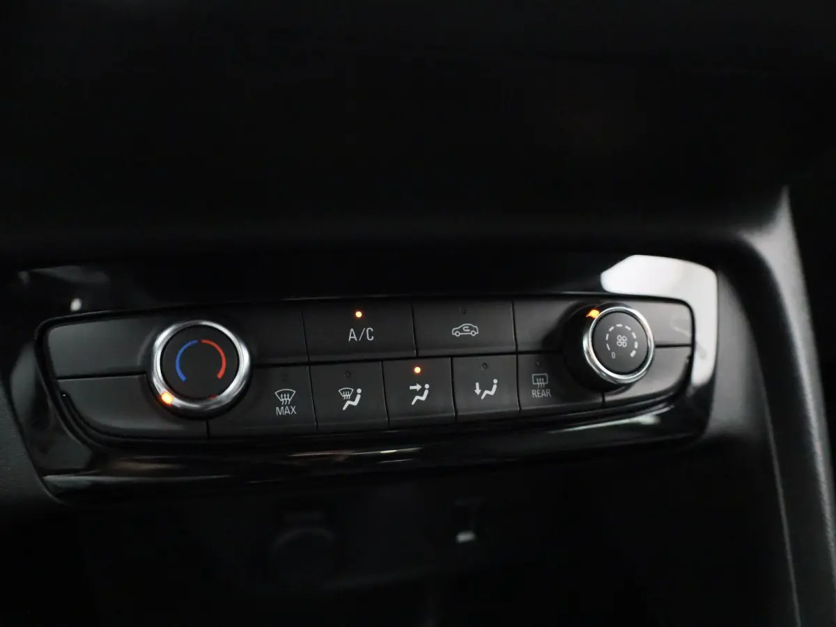 1.2 Edition | Apple Carplay / Android Auto | Cruise Control | DAB | Lichtmetalen Velgen |