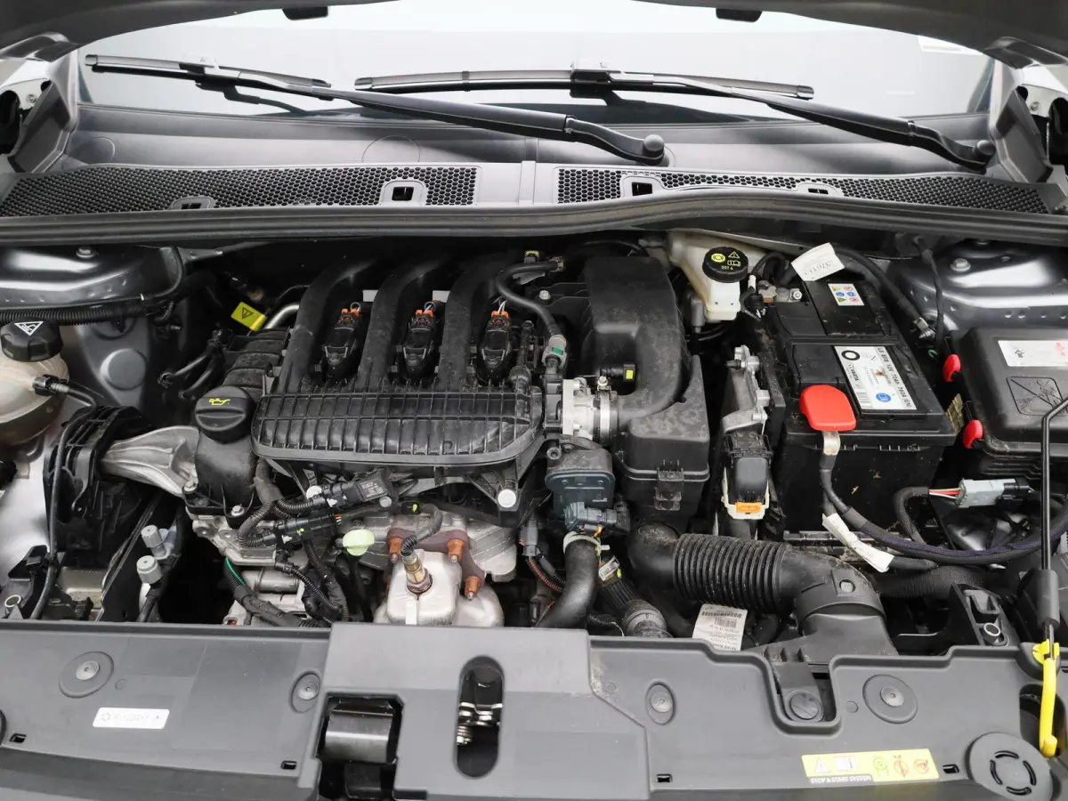 1.2 Edition | Apple Carplay / Android Auto | Cruise Control | DAB | Lichtmetalen Velgen |