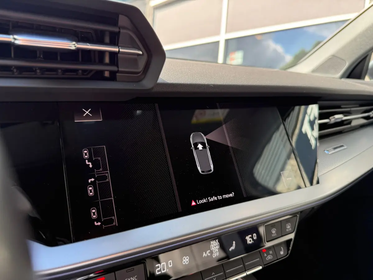 35 TFSI Business edition | Ambient | PDC | Apple carplay | Trekhaak | Cruise | Virtual | Clima |