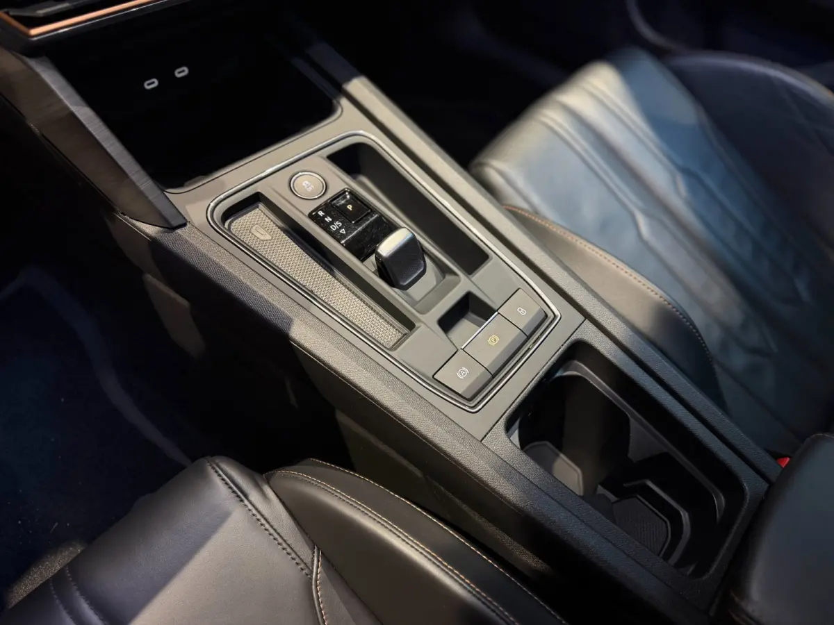 2.0 TSI 4DRIVE|Kuipstoelen|Pano|Beats|Copper|Keyless|