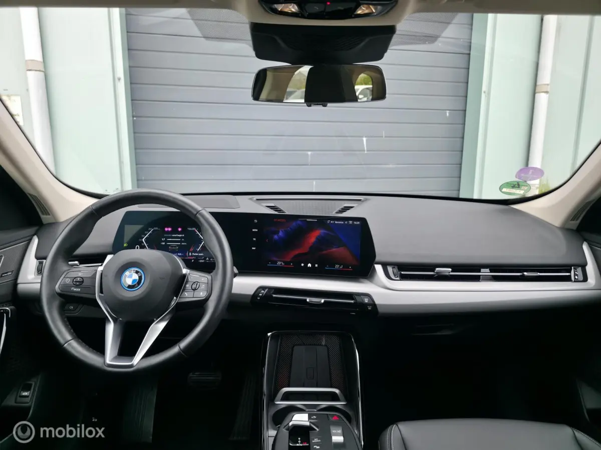 xDrive25e / Pano / Leder / HUD / HK Audio / Trekhaak