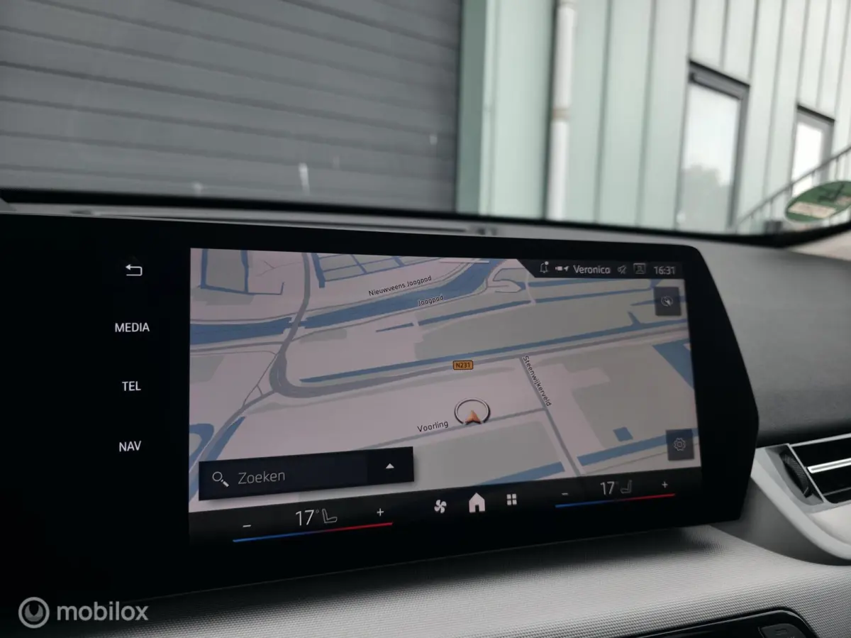 xDrive25e / Pano / Leder / HUD / HK Audio / Trekhaak