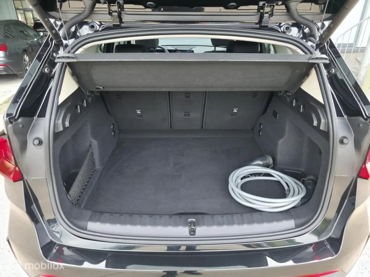 xDrive25e / Pano / Leder / HUD / HK Audio / Trekhaak