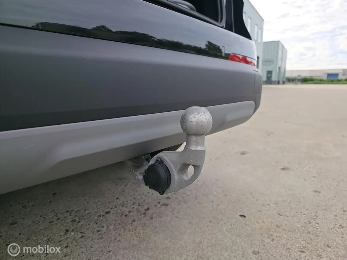 xDrive25e / Pano / Leder / HUD / HK Audio / Trekhaak