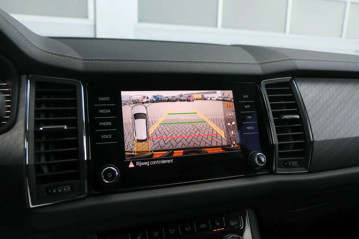 1.5 TSI 150pk DSG Business Edition | Trekhaak | Achteruitrijcamera | Navigatie | Smartlink | Stoelverwarming