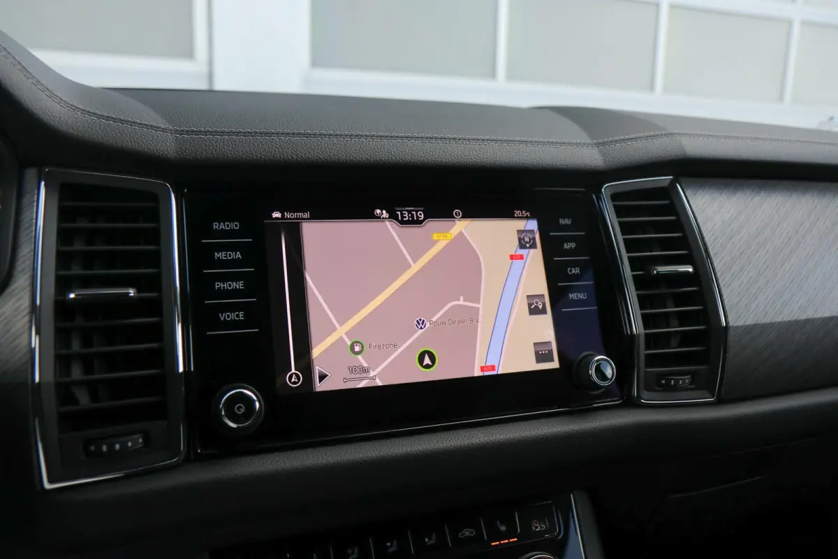1.5 TSI 150pk DSG Business Edition | Trekhaak | Achteruitrijcamera | Navigatie | Smartlink | Stoelverwarming