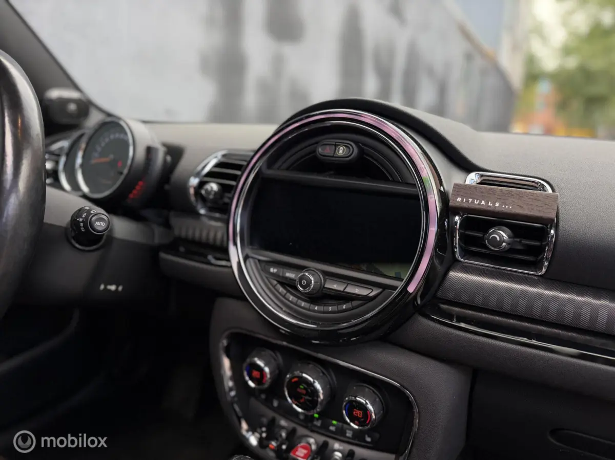 1.5 Cooper Chili -PANO-LED-H/K-NAVI-STOELV-