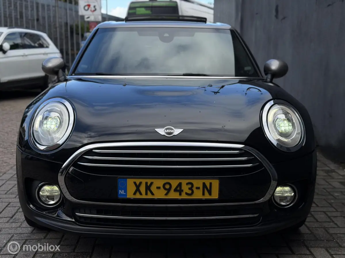 1.5 Cooper Chili -PANO-LED-H/K-NAVI-STOELV-