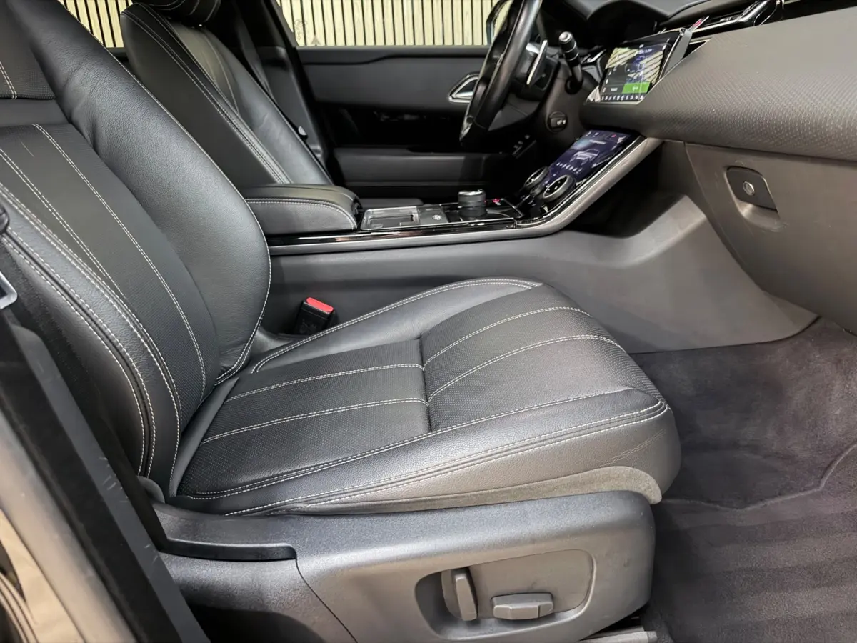 2.0 P250 Turbo AWD R-Dynamic SE
