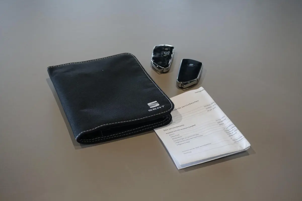 1.5 eTSI FR Business Intense * DEALER ONDERHOUDEN * + CAMERA / KEYLESS / ELEK. TREKHAAK / STUURWIELVERWARMING