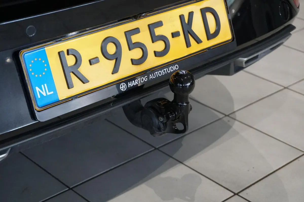 1.5 eTSI FR Business Intense * DEALER ONDERHOUDEN * + CAMERA / KEYLESS / ELEK. TREKHAAK / STUURWIELVERWARMING